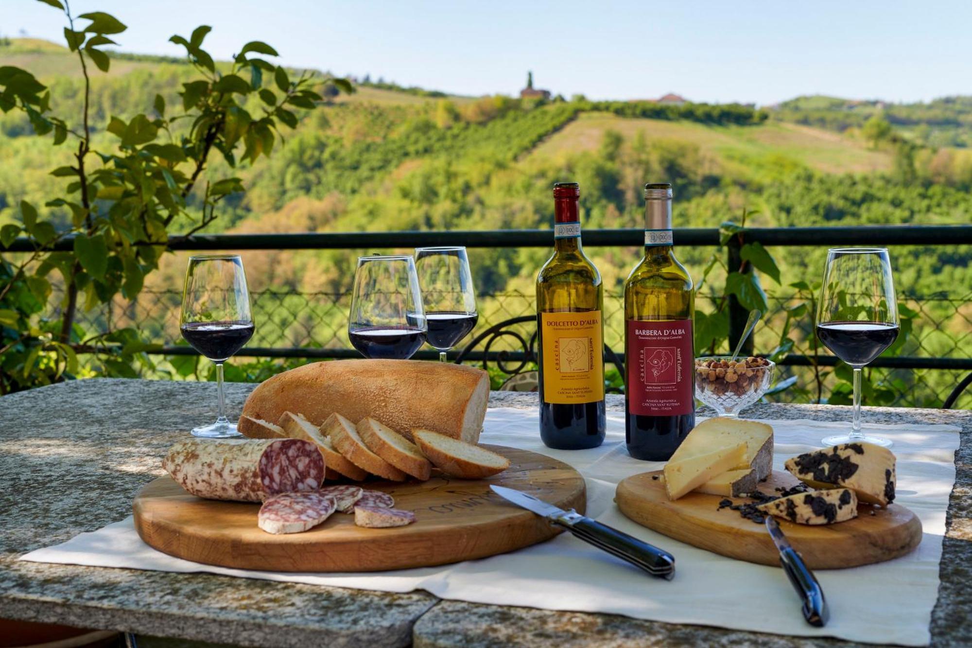 Cascina Sant'Eufemia Villa Sinio Buitenkant foto